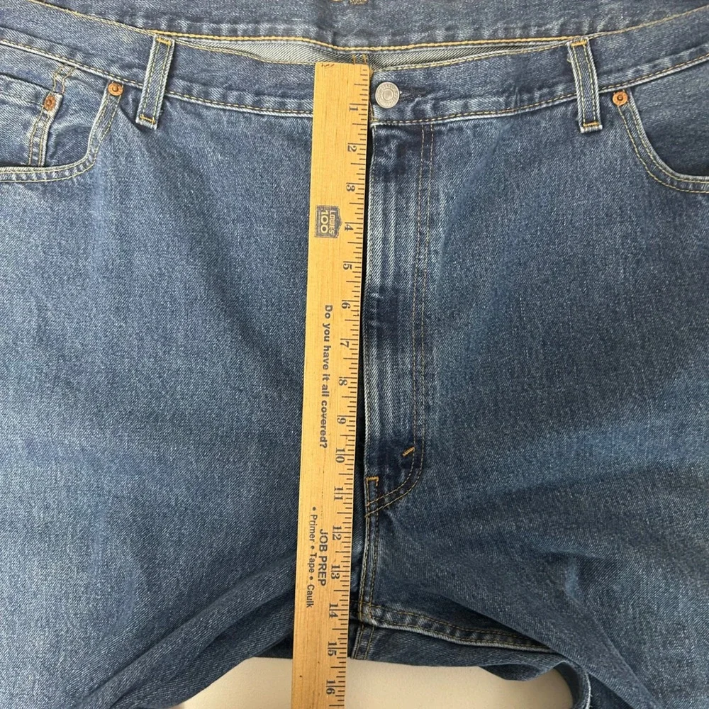 Levi's 550 Relaxed Fit Jeans Men 52x30 Medium Wash Blue Tapered Leg Denim